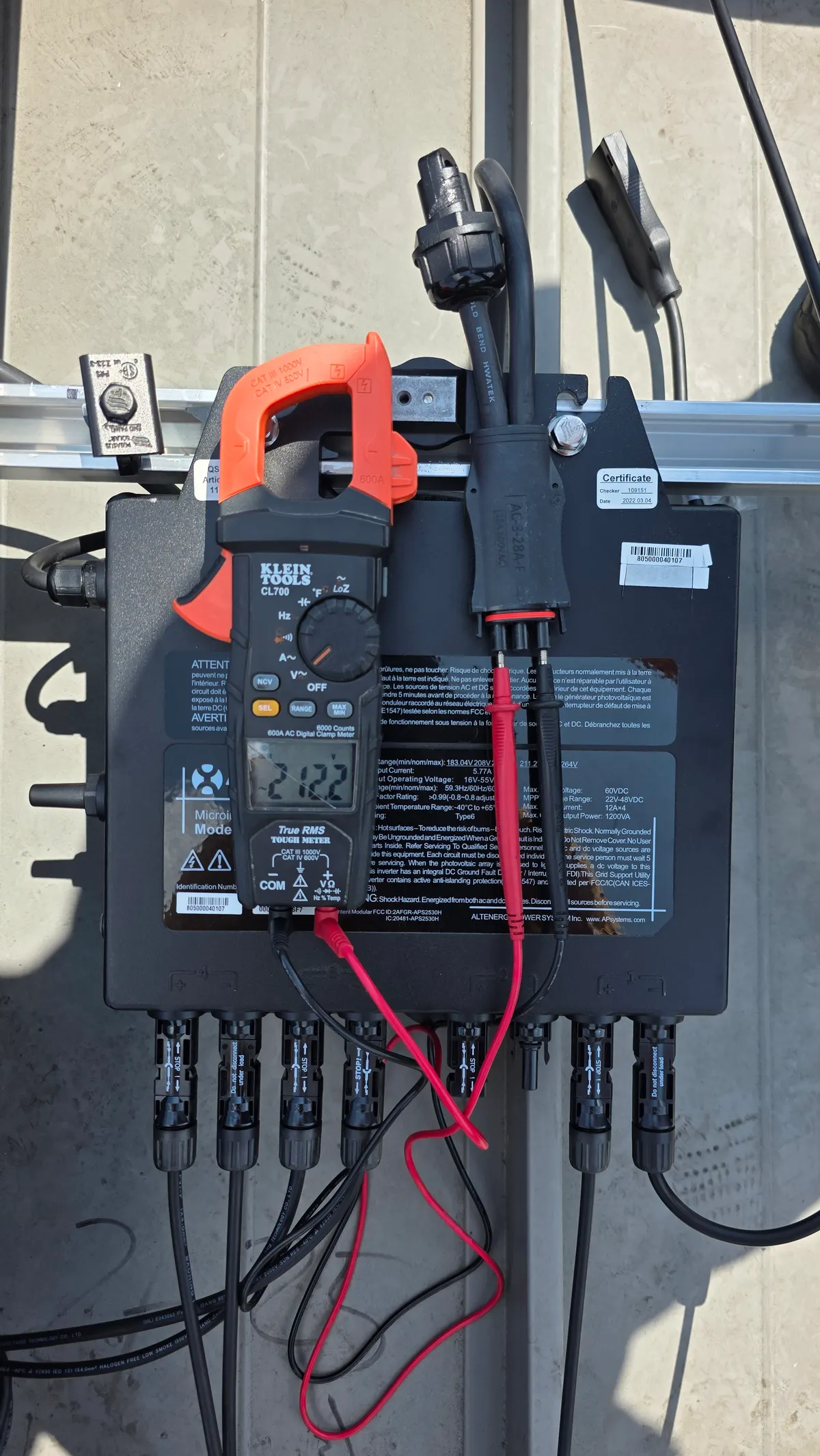 APsystems microinverter output voltage tested during diagnostics